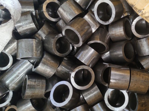 玄武无缝钢管切割